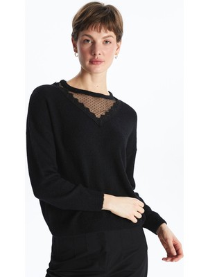 Lc Waikiki Yeni Sezon Bisiklet Yaka Dantel Detaylı Oversize Kadın Triko Kazak