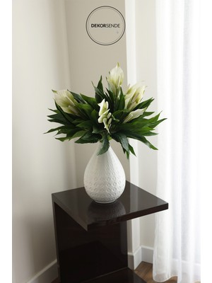 PremiumPort Canlı Spatafilyum Demeti, 47 Cm, Şık ve Zarif Çiçek Aranjmanı