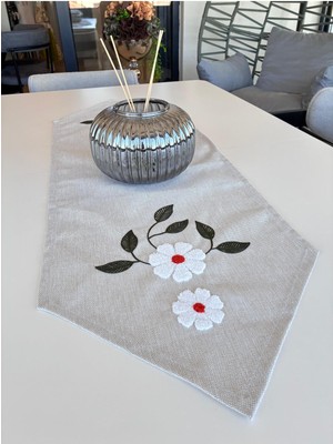 PremiumPort Bohem Tarz Nakışlı Dekoratif Runner, Şık ve Zarif Sunum Örtüsü