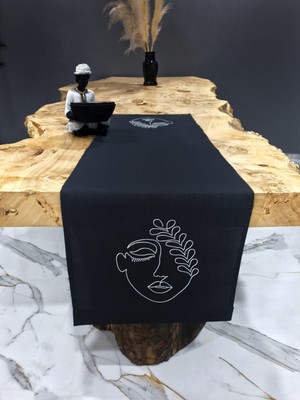 PremiumPort Yüz Illüstrasyon Desenli Nakışlı Amerikan Servis Runner 40X140 cm Siyah