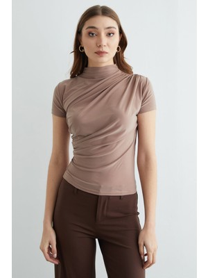 FullaModa Drapeli Dik Yaka Bluz