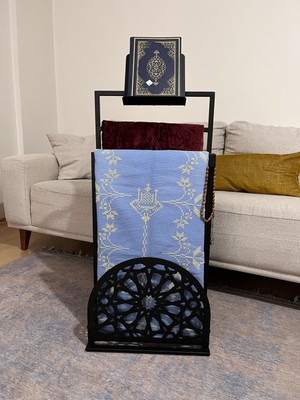 PremiumPort Şık Rahleli Seccade Askısı, Islami Dekor ve Ramazan Süsleri