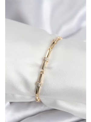 Inure Jewelry Pirinç Vıp Seri Gold Renk Parçalı Model Zirkon Taşlı Kadın Bileklik