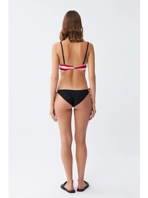 İlkyaz Fashion Kadın Yandan Bağlamalı Yarım Destekli Fiyonklu Alt Üst Bikini Takım Kırmızı