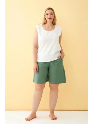 İlkyaz Fashion Kadın Yeşil Rahat Kalıp Büyük Beden Cepli Şort