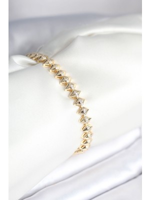 İlkyaz Fashion Pirinç Gold Renk Zirkon Taşlı Baklava Model Kadın Bileklik ILKYAZB-RSBJTR34