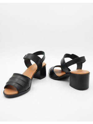 Ender Iç Dış Hakiki Deri Alçak Topuk Kadın Sandalet