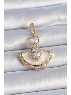 İlkyaz Fashion Pirinç Gold Renk Zirkon Taş Detaylı Beyaz Mineli Ajda Charm ILKYAZB-RSBJTR34