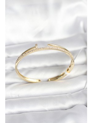 İlkyaz Fashion Pirinç Gold Renk Zirkon Taşlı Çivi Model Kadın Kelepçe Bileklik ILKYAZB-RSBJTR34