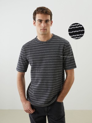 Lc Waikiki Yeni Sezon Bisiklet Yaka Çizgili Erkek Dokulu Tişört