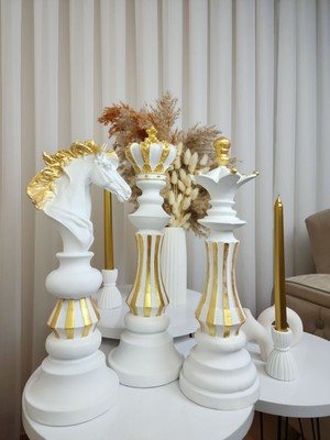 PremiumPort Beyaz Polyester Satranç Biblo Seti, Gold Detaylı, Büyük Boy (40CM)