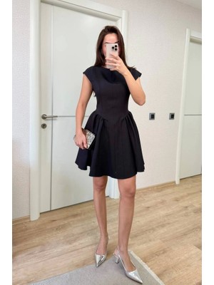 Emh Store Sırt Dekolteli Çan Detaylı Mini Elbise - Siyah