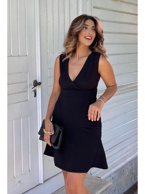 Emh Store Kadın Kalın Askılı Kruvaze Yaka Eteği Volanlı Krep Elbise