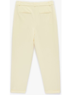 Koton Krep Kumaş Cepli Havuç Pantolon