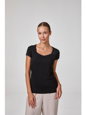 Relactive Kadın Kısa Kollu Beşgen Yaka Body T-Shirt