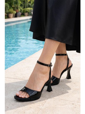 ModaOnn Kadın Tek Bantlı Zarif Platform Topuklu Ayakkabı