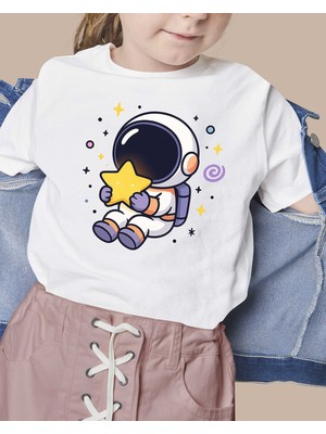 F17 Ajans Yıldız Tutan Astronot Baskılı %100 Pamuk Sıfır Yaka Kız ve Erkek Çocuk Tişörtü