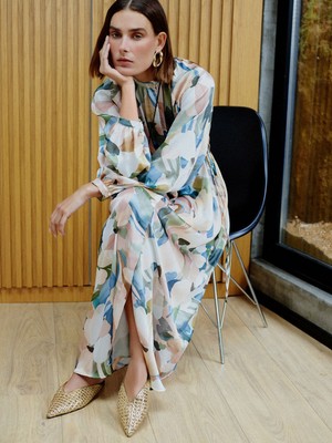 Lc Waikiki Yeni Sezon Hakim Yaka Çiçekli Krinkle Kadın Gömlek Elbise