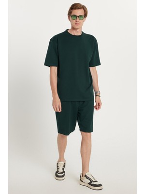 Tudors Erkek Standart Fit Normal Kesim Pamuklu Bisiklet Yaka Beli Bağcıklı Yeşil Şort Takım