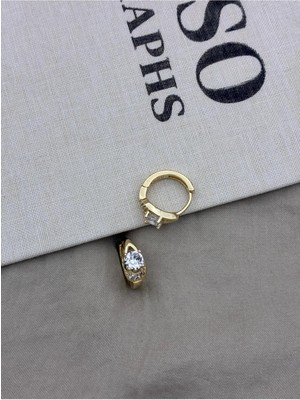 Hedef Bijuteri Zirkon Taşlı Gold Renk Damla Form Üzeri Tek Taş Detaylı Küpe CM37