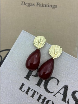 Hedef Bijuteri Damla Model Bordo Gold Deniz Kabuğu Detaylı Sallantılı Kemik Reçine Tasarım Küpe