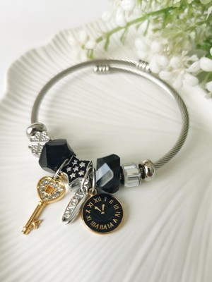 Halley Concept Çelik Siyah Boncuklu Şans Anahtarlıklı Model Charm Bileklik