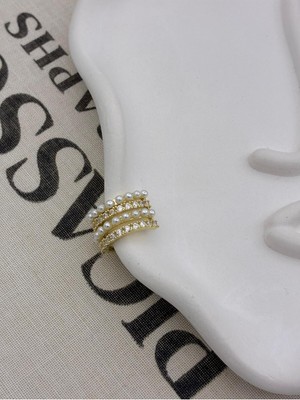 Hedef Bijuteri Gold Renkli 4 Sıralı Incili Zirkon Taşlı Kıkırdak Küpe Earcuff