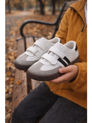 Slipcat Kids Unisex Çocuk Spor Ayakkabı Sneakers Düz Tabanlı Beyaz - Siyah Renkli Rahat Tasarım