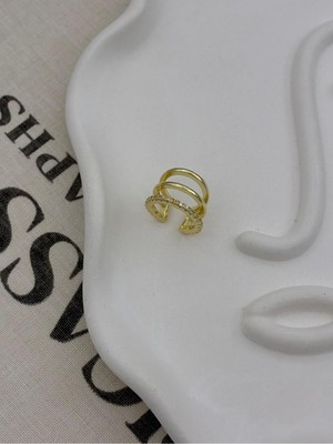 Hedef Bijuteri Gold Renkli 3 Sıralı Çoklu Görünümlü Zirkon Taşlı Kıkırdak Küpe Earcuff