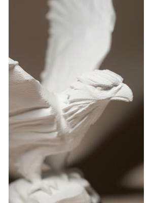 Modern Siyah Kartal Biblo Heykel – Dekoratif Ofis ve Ev Aksesuarı – Beşiktaş Hediyelik Figür