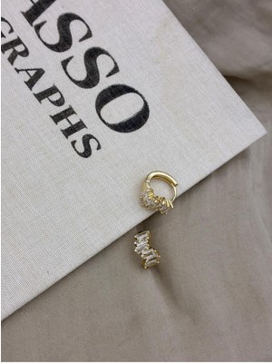 Hedef Bijuteri Gold Renk U Form Yıldız Detay Zirkon Taşlı Küpe CM150