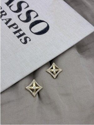 Hedef Bijuteri Gold Renk Zirkon Taşlı Kare Model Dört Yapraklı Çiçek Küpe CM187