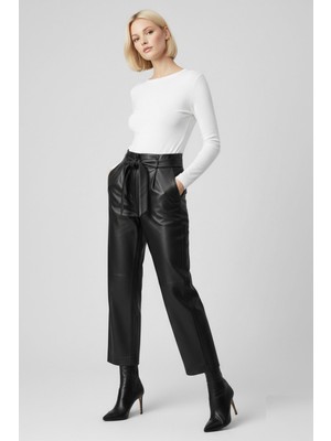 Deriderim Siyah Kadın Havuç Kesim Beli Kemerli Deri Pantolon
