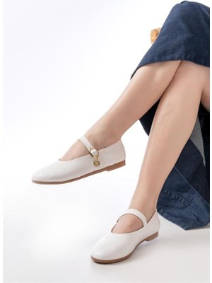 Sibel Gürel İNF-324 Beyaz Baretli Tokalı Günlük Kadın Babet