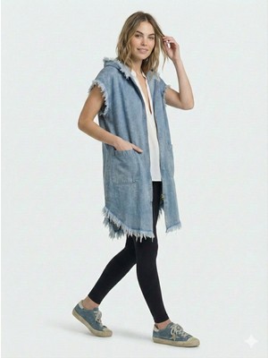 Asist Ast 4050 Kapüşonlu Püskül Detaylı Cepli Kadın Uzun Kot Yelek Mavi Model Kodu: 4050YELEK