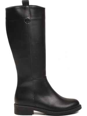 Ayakmod Siyah Cilt Fermuarlı Kadın Çizme 224578 Z