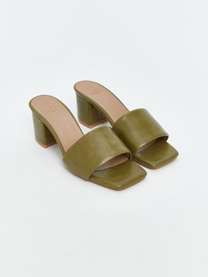 Lc Waikiki Yeni Sezon Deri Görünümlü Kadın Topuklu Terlik