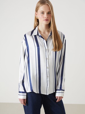 Lc Waikiki Yeni Sezon Renk Bloklu Oversize Saten Kadın Gömlek