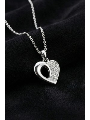 Roza Silver 925 Ayar Gümüş Rodyum Kaplama Zirkon Taşlı Minimal Kalp Kolye