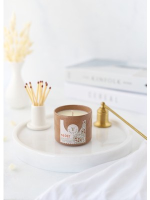 PremiumPort Seramik Kap Soya Mumu ile Ortamınıza Sıcaklık ve Rahatlık Katın