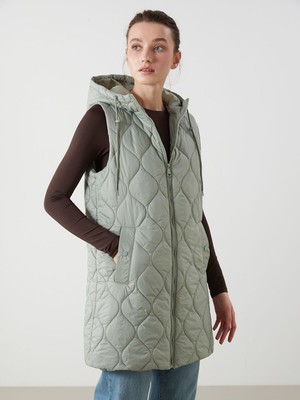 Lc Waikiki Yeni Sezon Kapüşonlu Kapitone Kadın Şişme Yelek