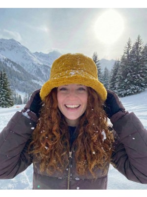 Emybox Kadın Beyaz Peluş Bucket Şapka - Yumuşak Tüylü Kışlık Balıkçı Şapkası - Sıcak Tutan Trend Aksesuar