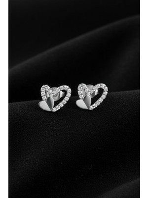 Erdobia 925 Ayar Gümüş Rodyum Kaplama Zirkon Taşlı Minimal Asimetrik Kalp Çivili Küpe