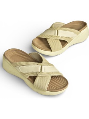 Fox Shoes Y973935004 Bej Kumaş Kalın Tabanlı Kadın Terlik
