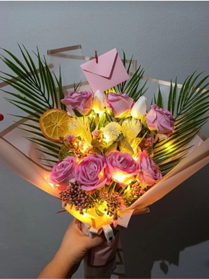 Ceku Home Tasarım Pembe Kadife Gül ve Çeşitli Çiçekli Işıklı Buket Sevgililer Günü Hediyesi