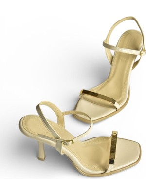 Fox Shoes Y820230508 Ten Rugan Ince Topuklu Kadın Ayakkabı