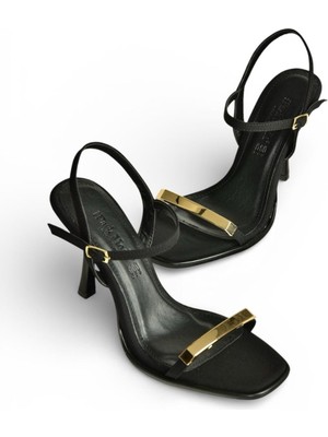 Fox Shoes Y820230504 Siyah Kumaş Ince Topuklu Kadın Ayakkabı