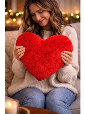 BRANDSMITHS Kalp Formlu Yumuşak Dokulu Yastık