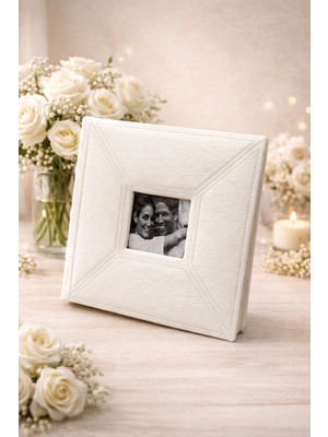 Angelphoto  23X23 cm Kare Fotoğraf Albümü – 10X15 Siyah Örgülü/çift Dikişli 200 Foto | Sert Kapak Anı Albümü