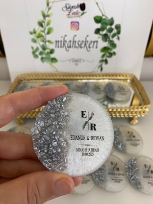 Siyah Lale Epoksi Magnet Taşlı Paketli Nikah, Söz, Nişan Hediyelik - 75 Adet